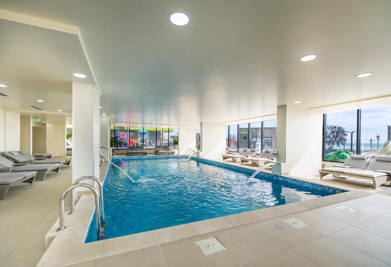 Vanilla Luxury Apartment Spa N Pool Beach Resort Năvodari Kültér fotó