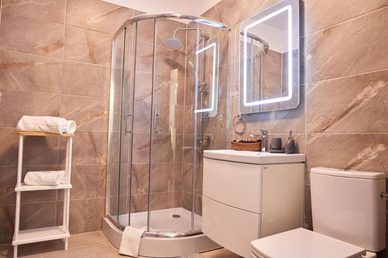 Vanilla Luxury Apartment Spa N Pool Beach Resort Năvodari Kültér fotó